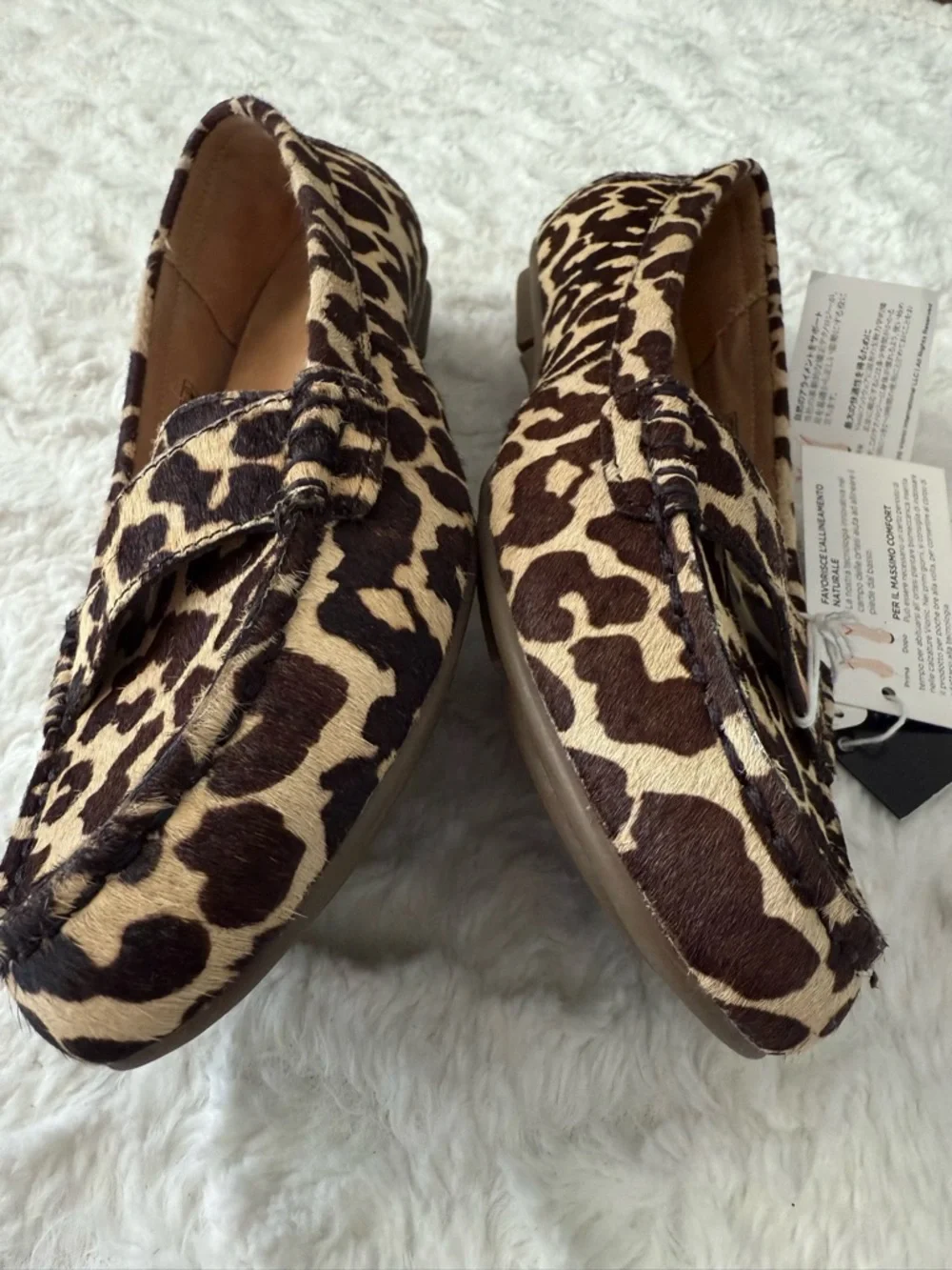 NEW VIONIC Larrun Calf Hair Leopard Print Loafers Slip-On Flats - Picture 5 of 13
